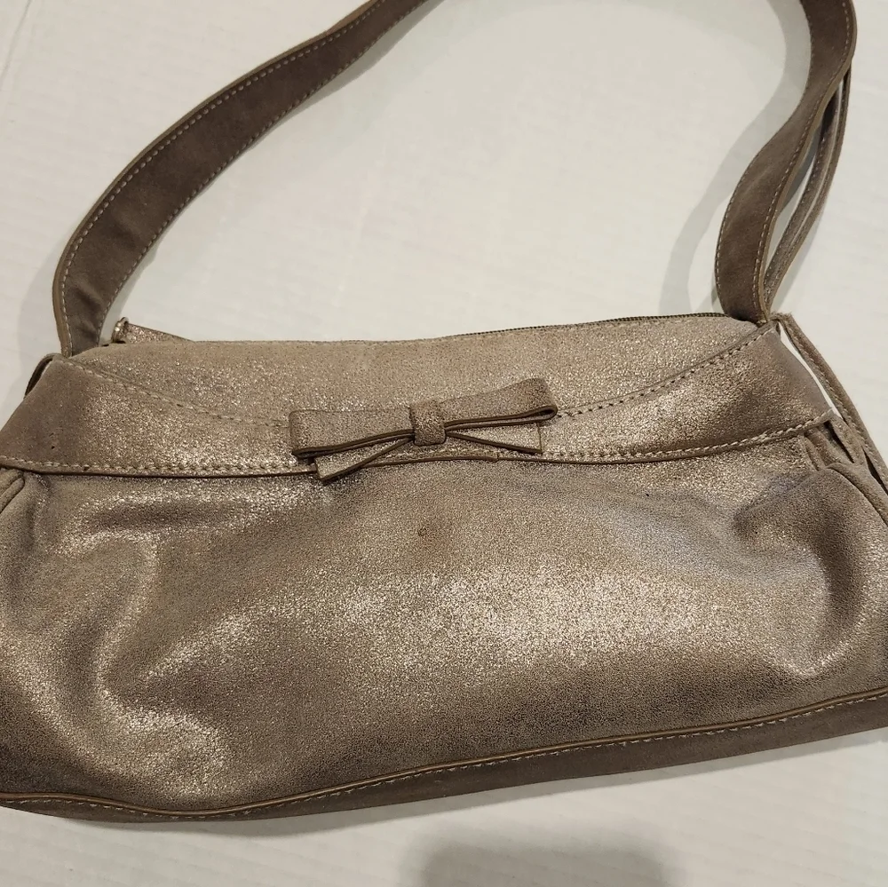 Sondra Roberts Bronze Metallic Bow detail purse Suede Fringe Thick strap